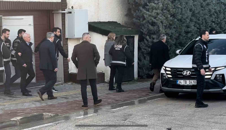 Bursa Büyükşehir Belediye Başkanı Bozbey gözaltına alındı