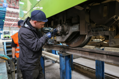 BURSA BÜYÜKŞEHİR BELEDİYESİ, METRO ARAÇLARININ BAKIM ÇALIŞMALARINI KESİNTİSİZ YÜRÜTÜYOR