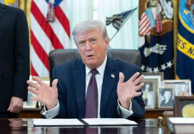 Trump: "ABD, İran’dan hızlı bir şekilde çıkacak ve gerekirse geri dönecek"