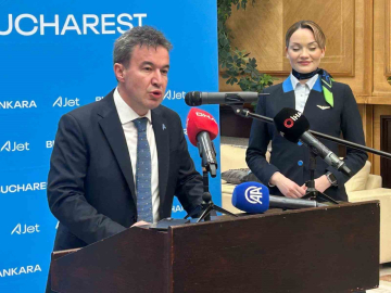 AJet Genel Müdürü Sarp: "2033’te tamamı yeni nesil 200 uçakla operasyonlarımızı sürdürmeyi planlıyoruz"