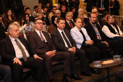       Osmangazi’de “Bursa’nın Yedi Yüzü” Sempozyumu Başlad