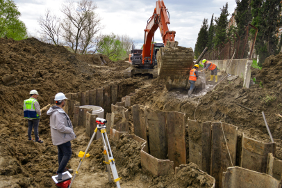 ÖZLÜCE’DE ALTYAPIYA ÇEVRECİ VE KALICI ÇÖZÜM