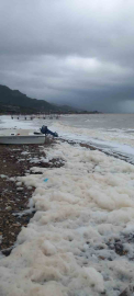 Ayvacık’ta deniz köpürdü