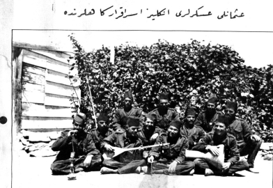 Çanakkale Cephesi’nde propaganda savaşlarında İngilizlerden Türklere ’siz bizim düşmanımız değilsiniz’ vurgusu