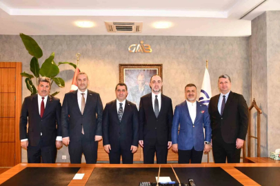 Milletvekili Bozgeyik: "İhracatçılarımız ülke kalkınmasının lokomotifidir"
