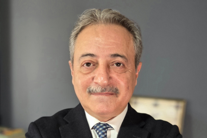 Bursa Halkla İlişkiler Derneği’nde Serdar Ömeroğulları "Nerede Kalmıştık" dedi...