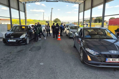 Sürücülere net mesaj: "Direksiyondayken ekrana değil yola bak"
