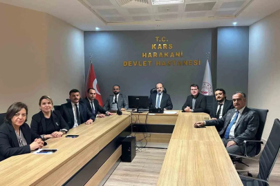 Kars’ta sağlık hizmetleri değerlendirildi: 2026 hedefleri masaya yatırıldı
