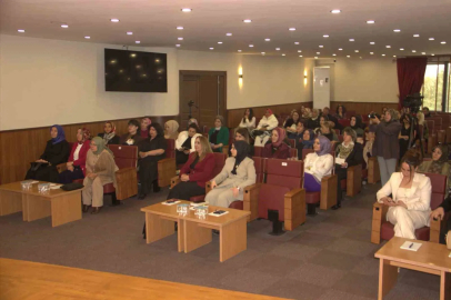Erzurum’da ‘Zirvede kadın var’ programı düzenlendi
