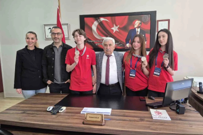 Tekirdağlı öğrencilerden büyük başarı: Türkiye ikincisi oldular
