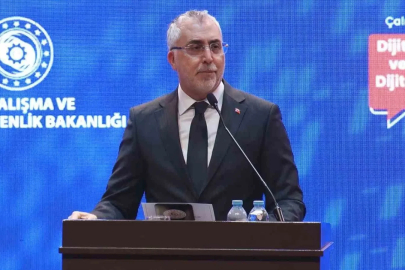 Bakan Işıkhan: "Hedefimiz, teknolojiyi milletimizin geleceğine hizmet eden unsur haline getirmektir"

