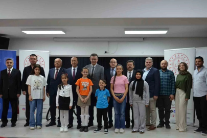 Çocukların enerji tasarrufu duyarlılığı kalem ve fırçalarla hayat buldu
