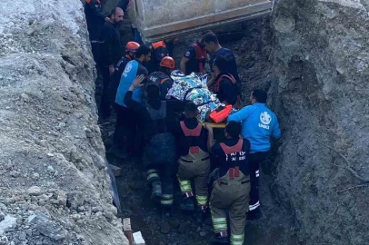 Hatay’da göçük altında kalan işçi kurtarıldı
