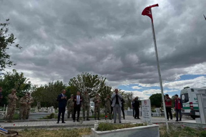 56 yıl sonra bulunan şehit mezarı memleketine taşındı
