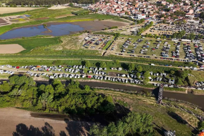 Edirne’de oteller doldu, ziyaretçiler çadır ve karavanlara yöneldi
