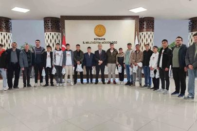 Müdür Yılmaz, Bitlisli öğrencileri ağırladı
