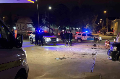 Akaryakıt istasyonun da bıçaklı kavga: 1 ölü, 2 yaralı
