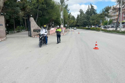 Burdur’da 383 araç ve sürücüsü kontrol edildi
