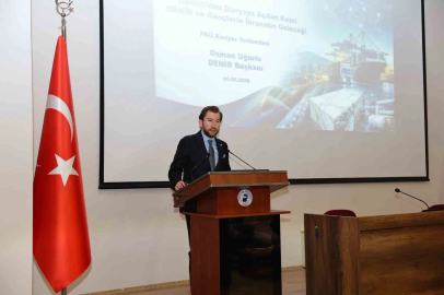 DENİB Başkanı Uğurlu üniversitelilerle deneyimlerini paylaştı
