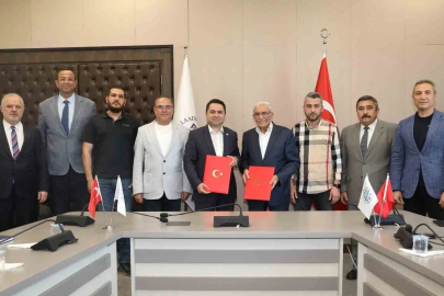 Alanyalı hayırseverden ALKÜ’ye bina bağışı
