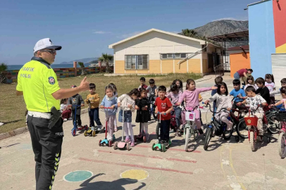 Bozyazı’da miniklere Trafik Haftası eğitimi
