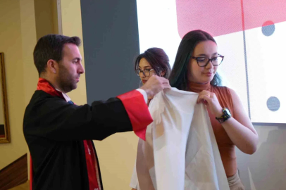 160 veteriner hekim adayı beyaz önlüklerini giydi

