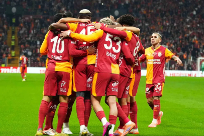 Galatasaray taraftarı önünde şampiyonluğunu ilan etmek istiyor
