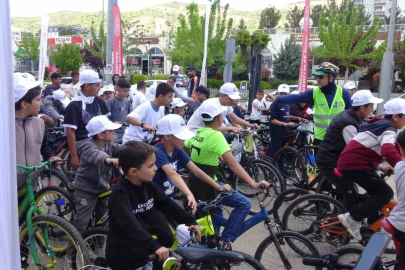 Batman’da bahar coşkusu: Doğa, spor ve müzik bir arada

