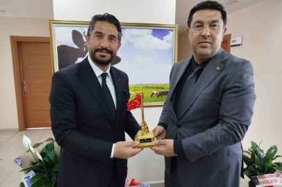 Kars’ta hayvancılık için güç birliği: KATSO’dan Eren Alp’e hayırlı olsun ziyareti
