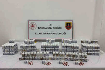 Kastamonu merkezli 3 ilde zehir tacirlerine operasyon: 16 tutuklama
