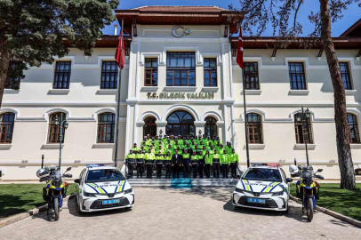 Vali Sözer trafik personelini makamında ağırladı
