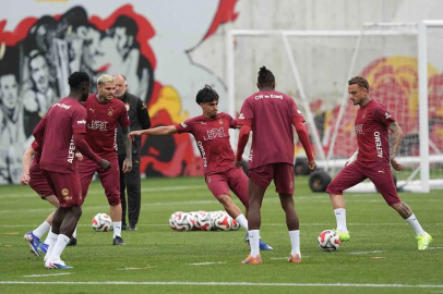 Galatasaray, Antalyaspor maçına hazır
