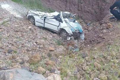 Şanlıurfa’da kamyonet uçuruma yuvarlandı: 1 ölü

