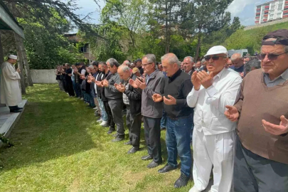 Minik Burak’ın isteği yürekleri parçaladı
