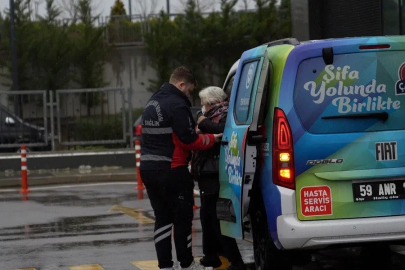 Büyükşehir’den şifa yolunda bin 110 hastaya ücretsiz ulaşım desteği
