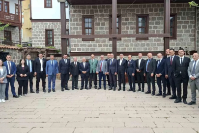 Kayseri Belediye Başkanı Büyükkılıç: "2027 TÜRKSOY Kültür Başkenti olma unvanını almış olduk, Kayserimiz bir adım daha ön plana çıktı"
