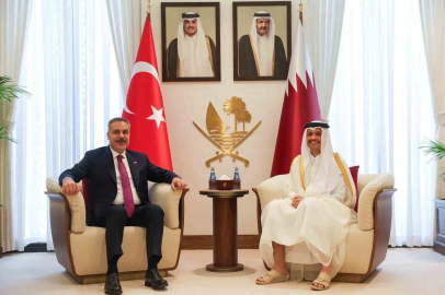 Bakan Fidan, Katarlı mevkidaşı Al Thani ile görüştü
