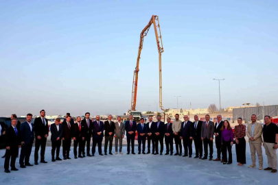 Dışişleri Bakanı Fidan, Katar Türk Okulu’nun inşaatını ziyaret etti
