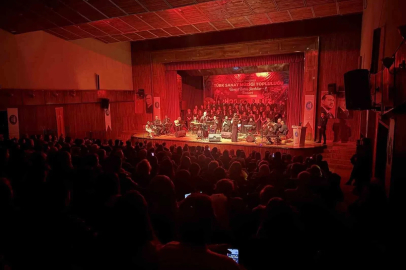 "İçimizi Isıtan Şarkılar" konserine büyük ilgi
