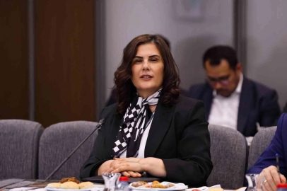 Çerçioğlu, AK Parti Yerel Yönetimler Değerlendirme Toplantısı’na katıldı
