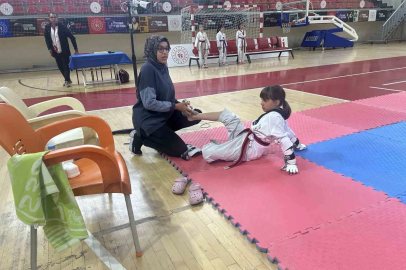 Minikler Taekwondo İl Müsabakaları yapıldı
