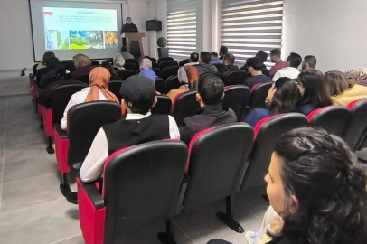Aksaray Ağız ve Diş Sağlığı Merkezinde çevre ve atık yönetimi eğitimi
