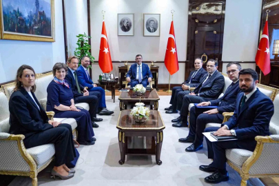 Cumhurbaşkanı Yardımcısı Yılmaz: "NATO müttefiki ve ortağımız Belçika ile ilişkilerimizin yeni bir ivme kazanmasından memnuniyet duyuyoruz"
