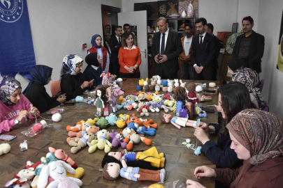 Üniversite öğrencilerinden gönül köprüsü: "Ekrandan İlmeğe, Kalpten Kardeşe" dayanışması
