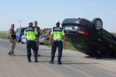 Kilis’te feci kaza: Otomobil taklalar attı, 5 kişi yaralandı
