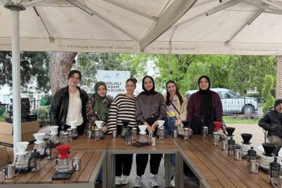 Biri filtre kahve yaptı, diğeri Türk kahvesi: Kuşaklar arası köprü
