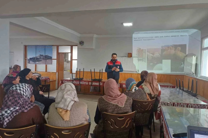 Arpaçay’da kadın üreticilere kaz yetiştiriciliği eğitimi
