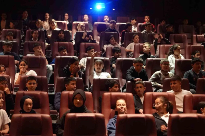Öğrencilere sinema etkinliği
