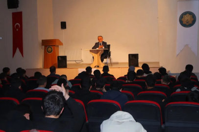 Bayburt’ta öğrencilere mahremiyet ve estetik bilinci anlatıldı
