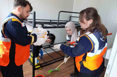 Çorum’da hortumun vurduğu köylerde afetzedeler için yaşam konteynerleri kuruldu
